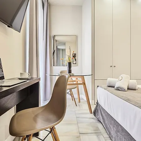Hello Aparthotel Alicante